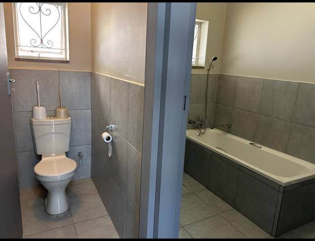 4 BEDROOM HOUSE FOR SALE IN CASON